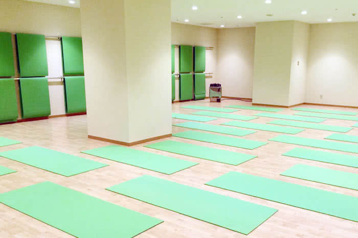 ホットヨガスタジオ loIve（ロイブ） 姫路駅前店の写真 2