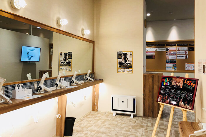 ホットヨガスタジオ loIve（ロイブ） 各務原店の写真 1