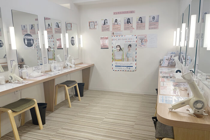 ホットヨガスタジオ loIve（ロイブ） 倉敷駅前店の写真 1