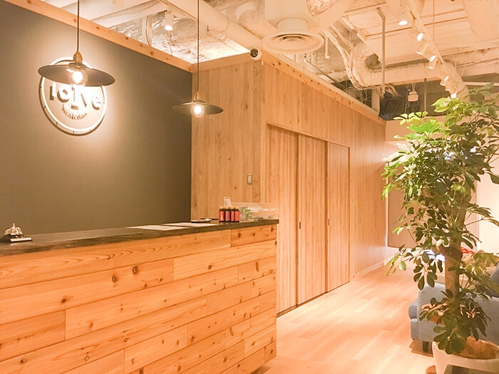 ホットヨガスタジオ loIve（ロイブ） 梅田店（NU茶屋町）の写真 4