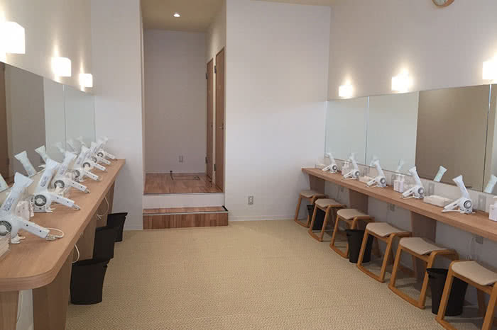 ホットヨガスタジオ loIve（ロイブ） 岡山店の写真 6